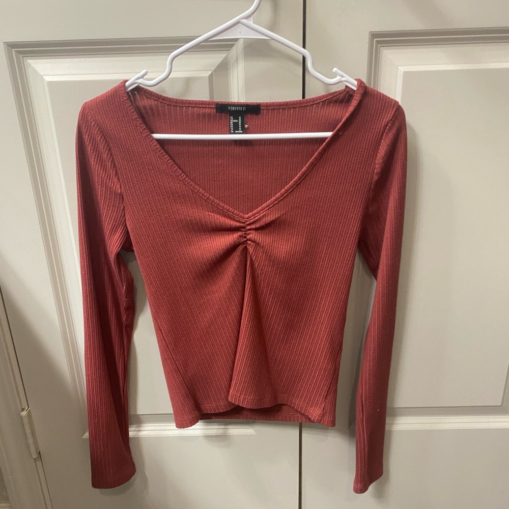 Long Sleeve Form Fitting Crop